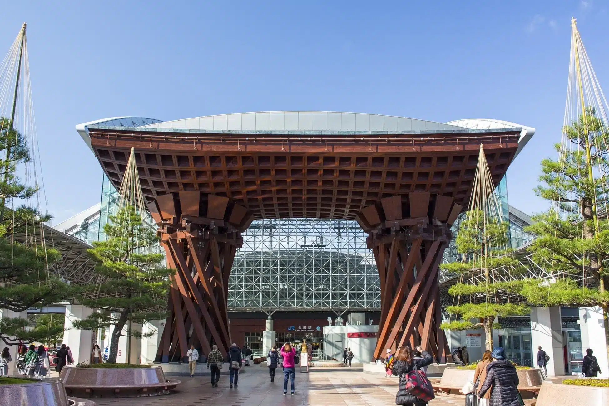 金沢駅 鼓門
