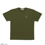 オリーブグリーンのTシャツにザクⅡのワンポイント刺繍