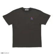 グレーのTシャツにドムのワンポイント刺繍
